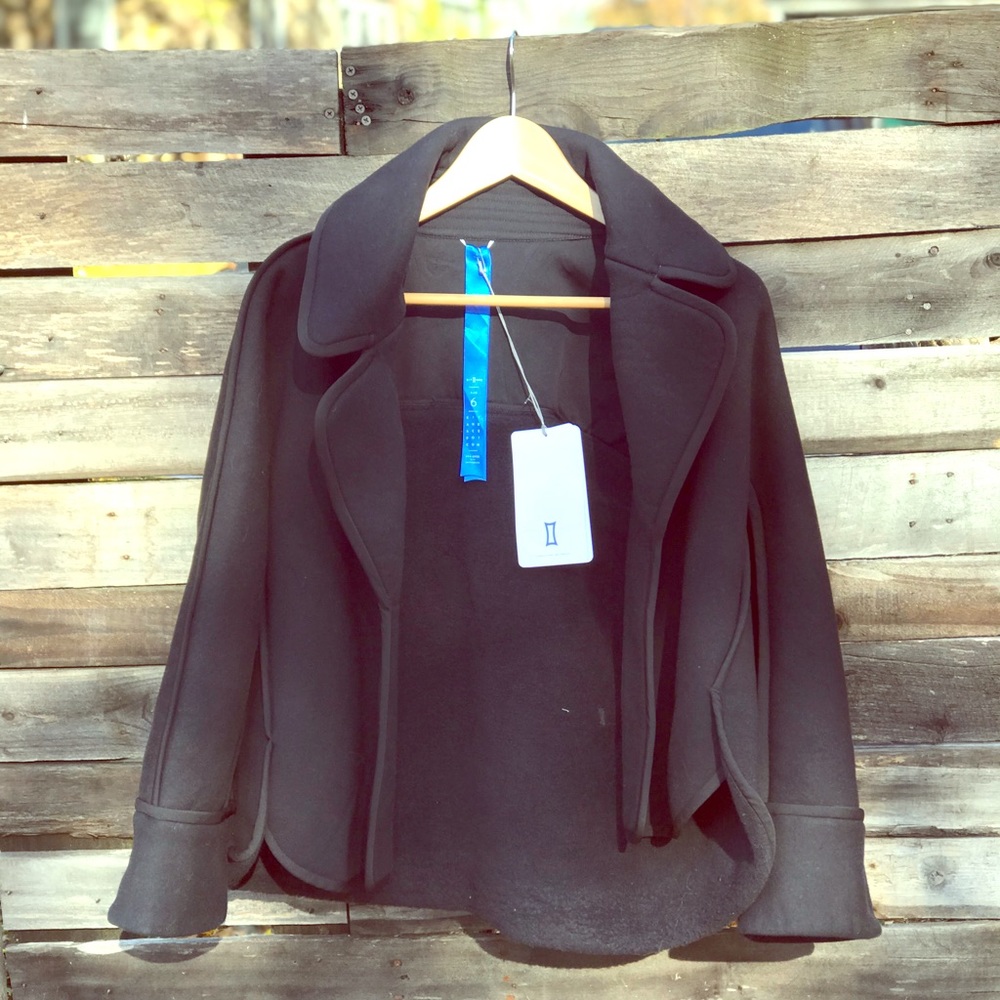 Kit and Ace Concordia Wrap